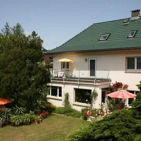 Melanie Garni Gasthuis Ilmenau