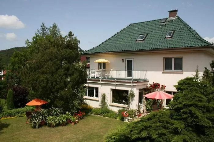 Melanie Garni Gasthuis Ilmenau